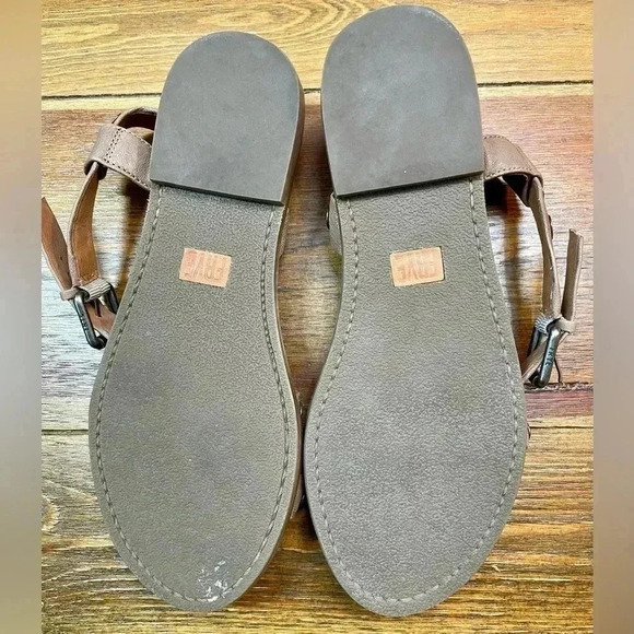 Frye | Morgan Hammered Stud Sandal | Women’s 8 - Picture 6 of 7